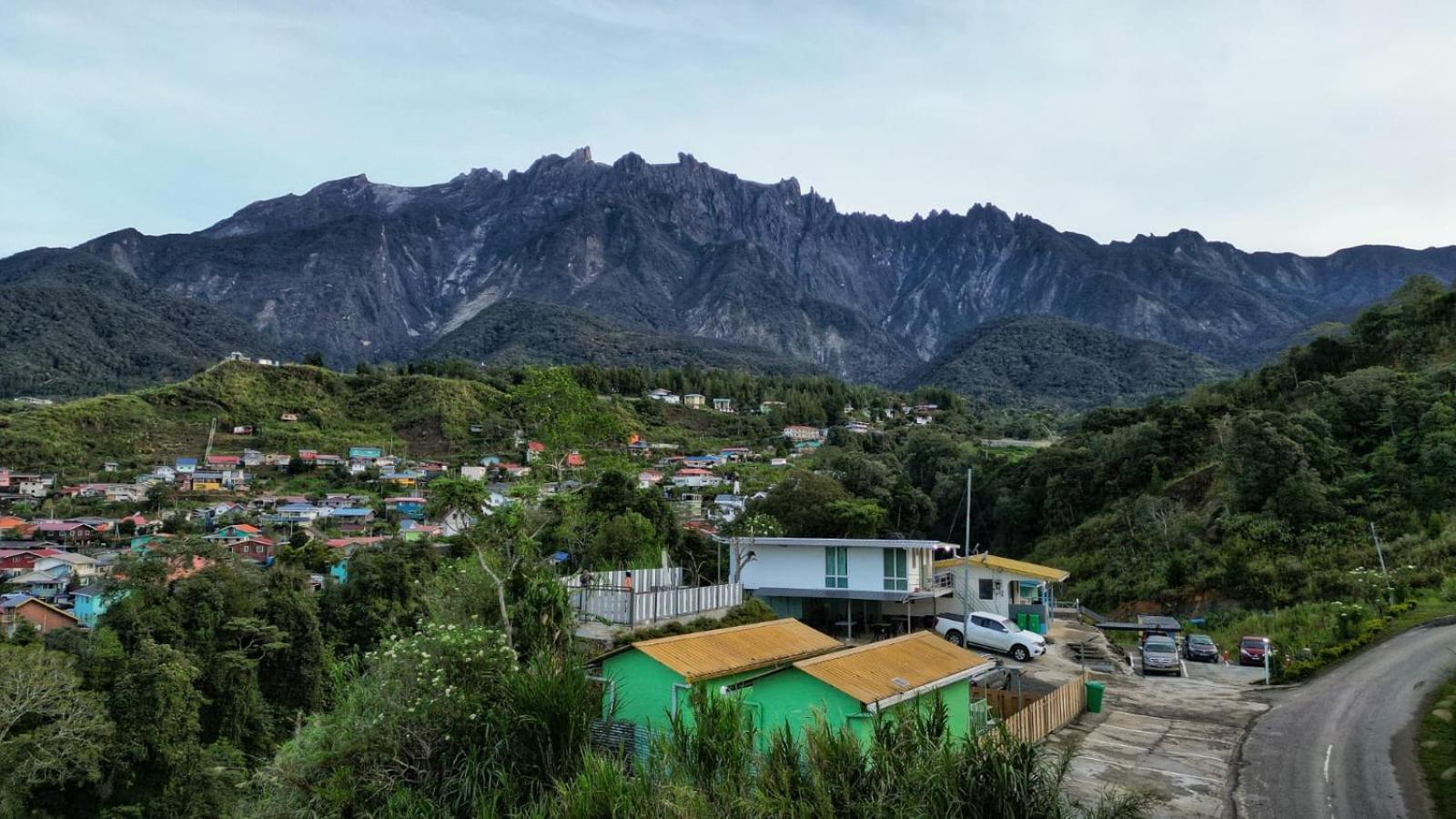 Wind Valley Farmstay Kundasang Exterior photo